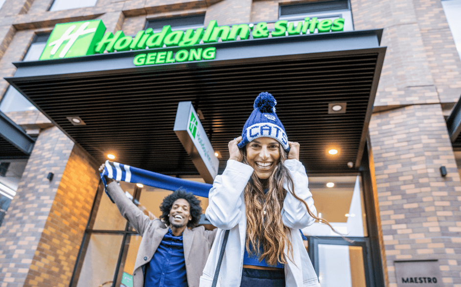 person, clothing, hat, head, face